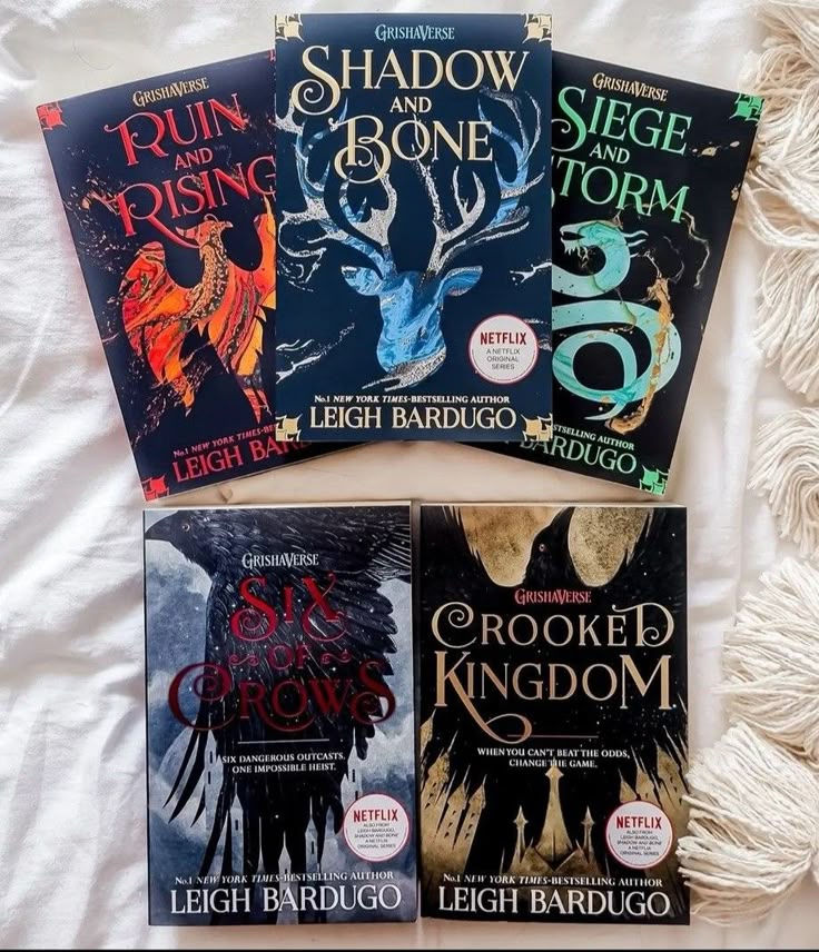 Grishaverse Series (5 Books) by Leigh Bardugo